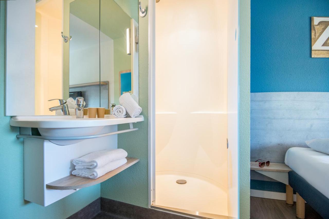 ibis budget Rueil Malmaison Bagian luar foto