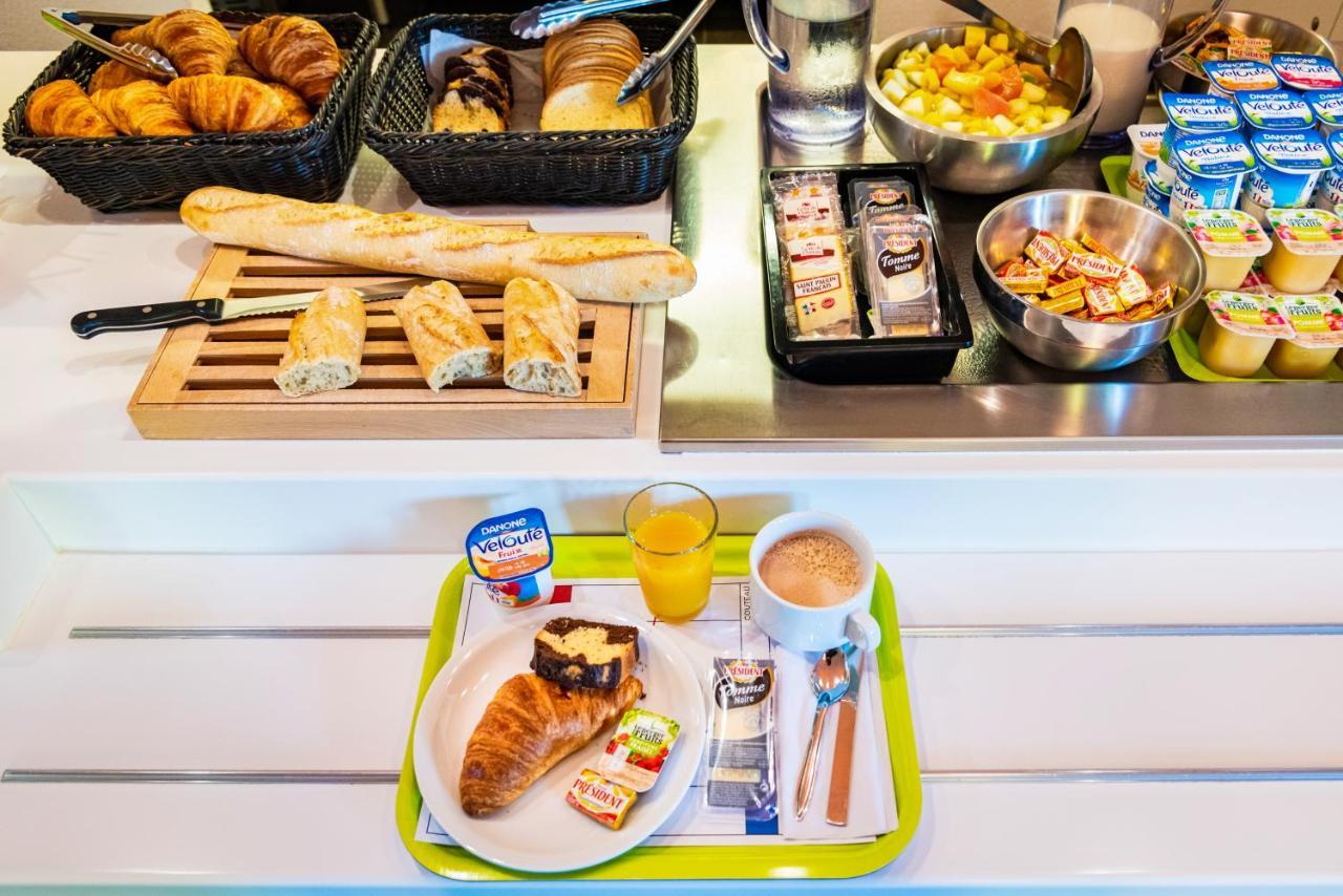 ibis budget Rueil Malmaison Bagian luar foto