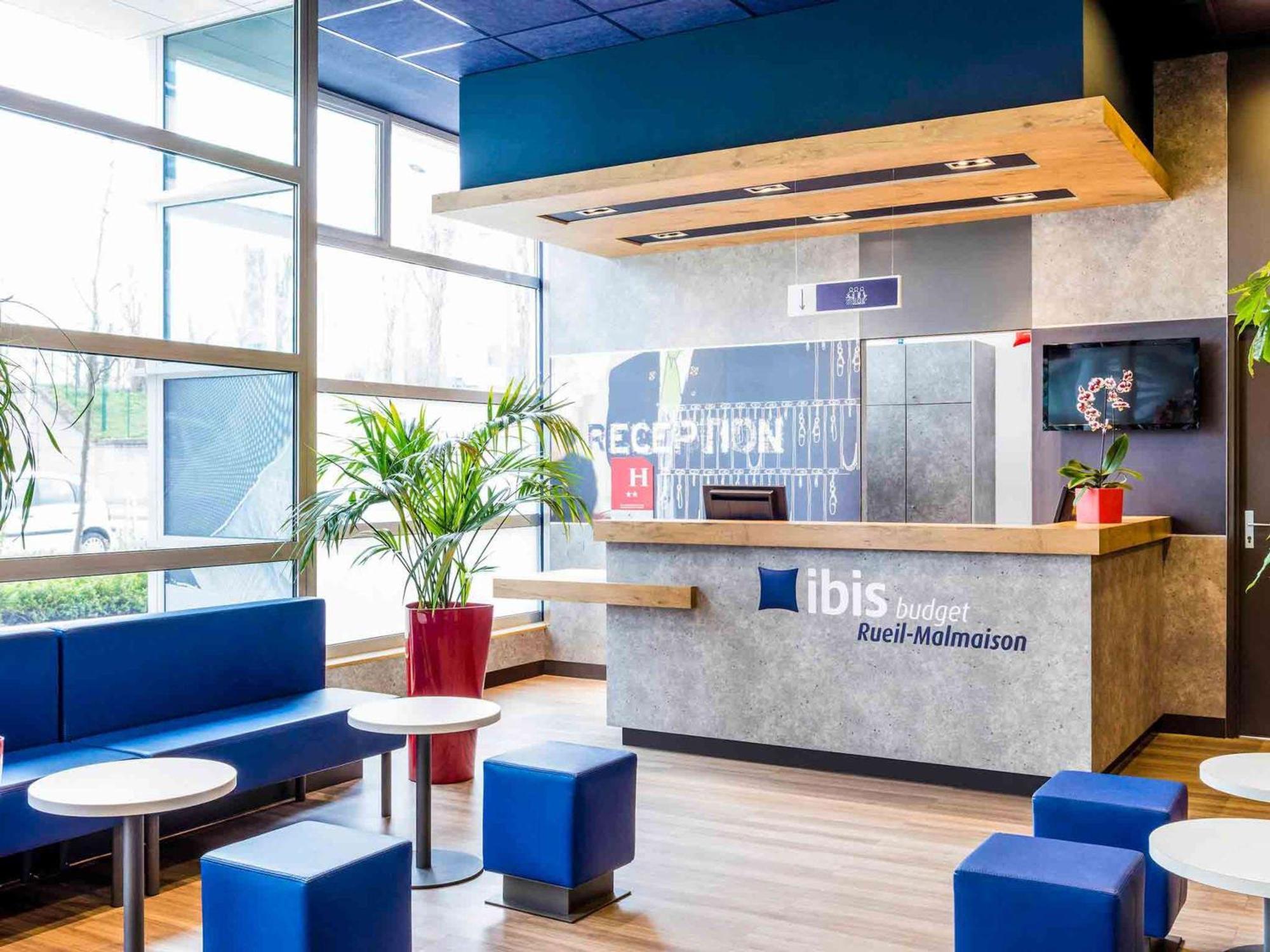 ibis budget Rueil Malmaison Bagian luar foto