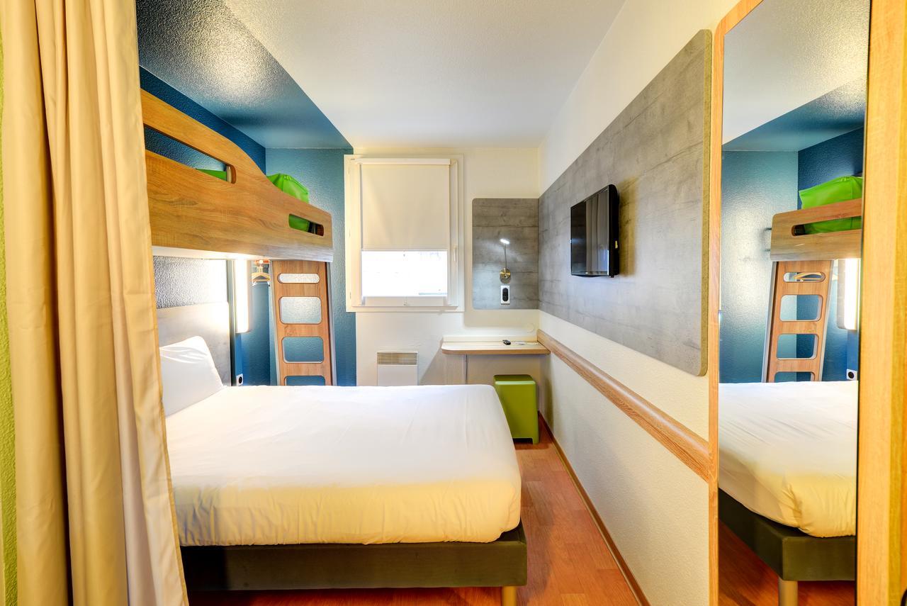 ibis budget Rueil Malmaison Bagian luar foto