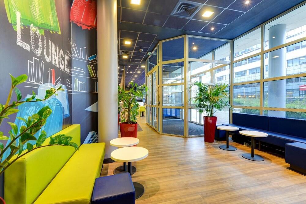 ibis budget Rueil Malmaison Bagian luar foto
